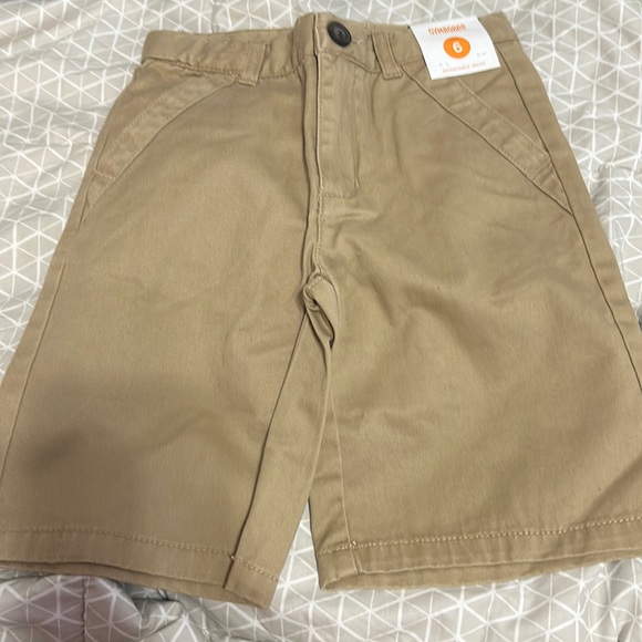 Gymboree Other - NET Boys Gymboree Khaki Shorts Never Worn Size 6